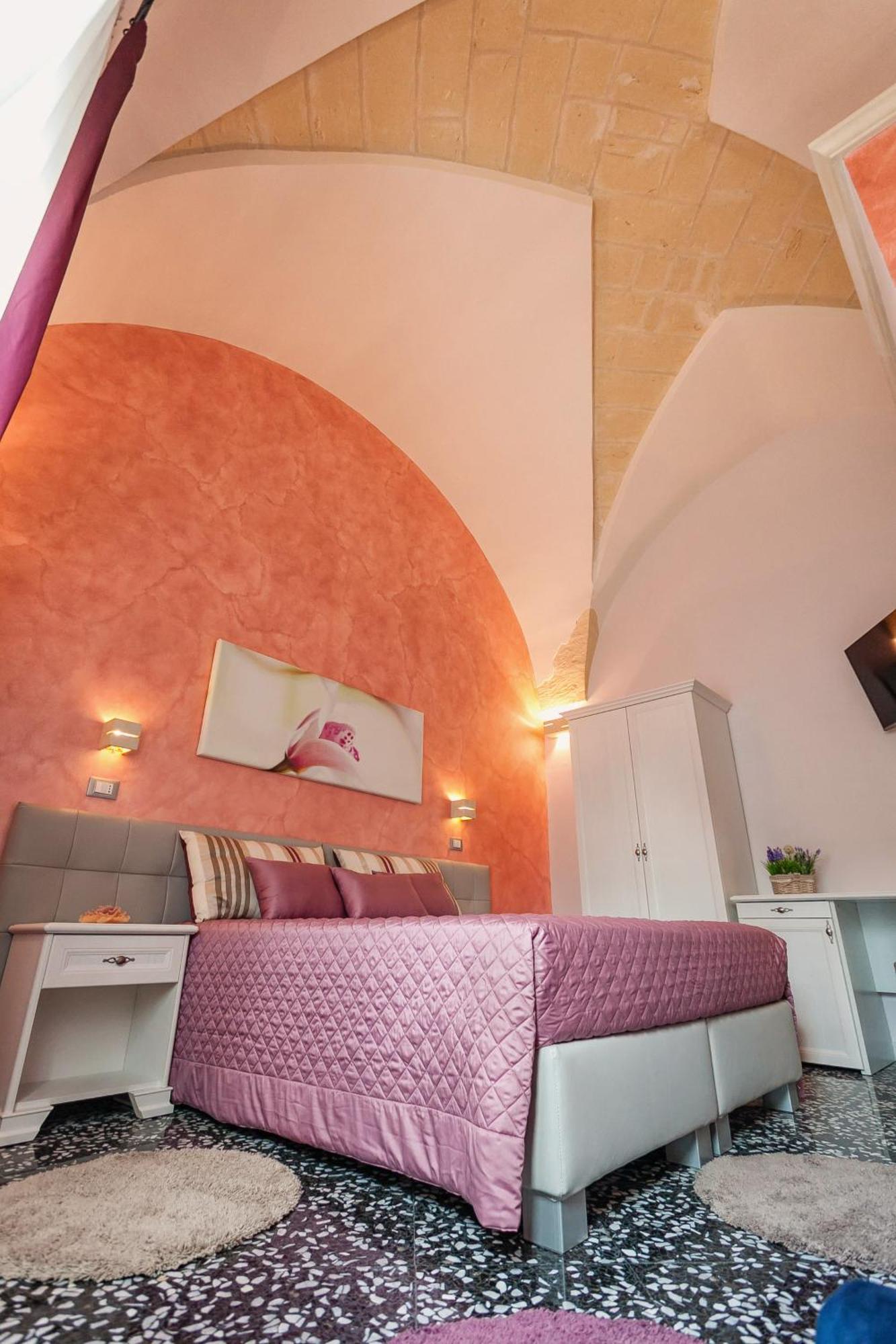 Le Radici Hotel อุจจาโน ลาเคียซา ภายนอก รูปภาพ