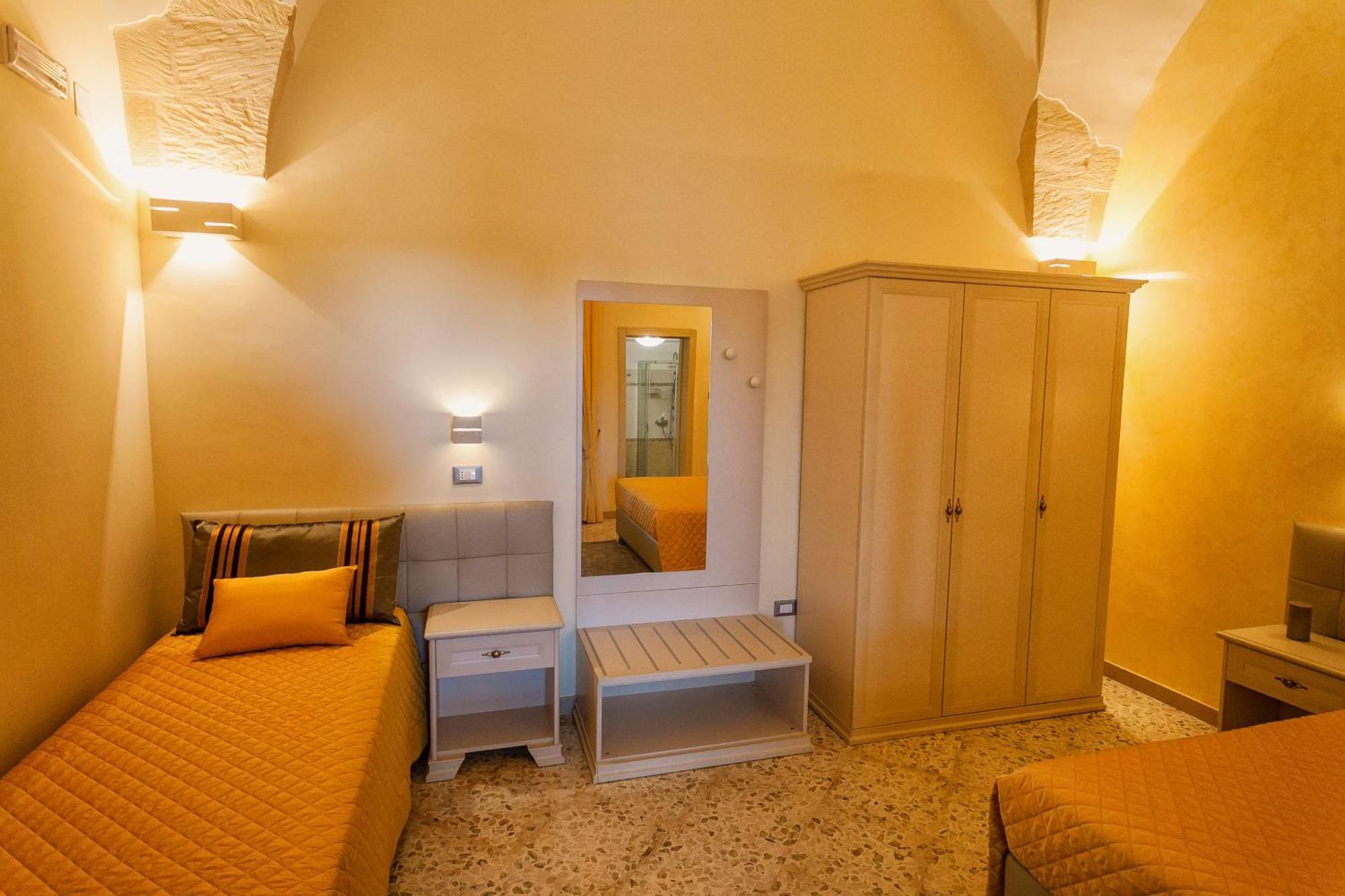 Le Radici Hotel อุจจาโน ลาเคียซา ภายนอก รูปภาพ