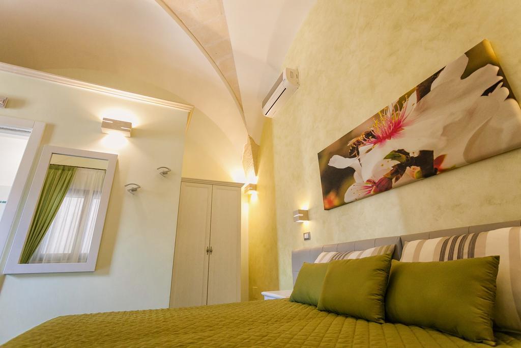 Le Radici Hotel อุจจาโน ลาเคียซา ภายนอก รูปภาพ