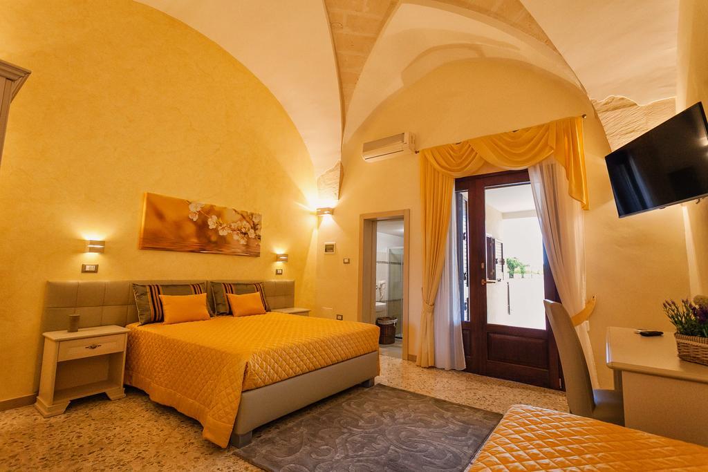 Le Radici Hotel อุจจาโน ลาเคียซา ภายนอก รูปภาพ