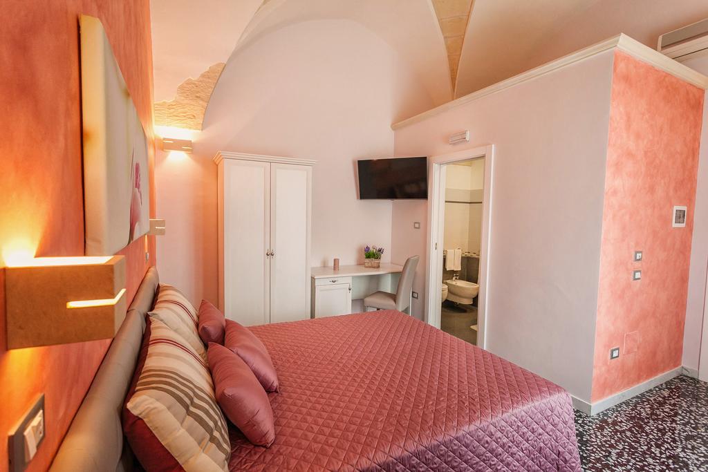 Le Radici Hotel อุจจาโน ลาเคียซา ภายนอก รูปภาพ
