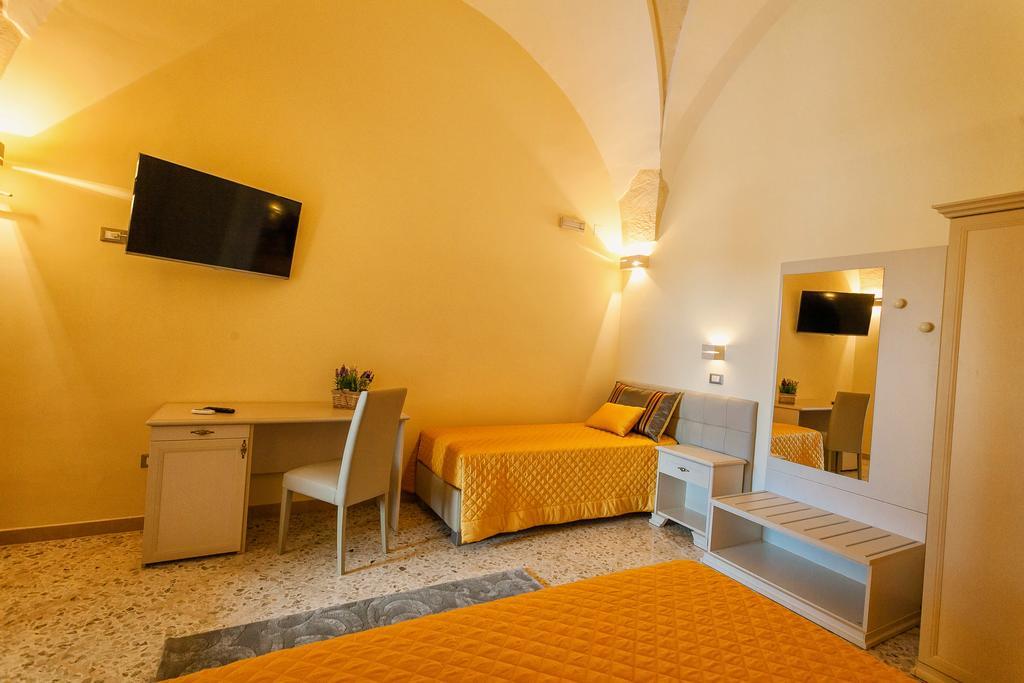 Le Radici Hotel อุจจาโน ลาเคียซา ภายนอก รูปภาพ