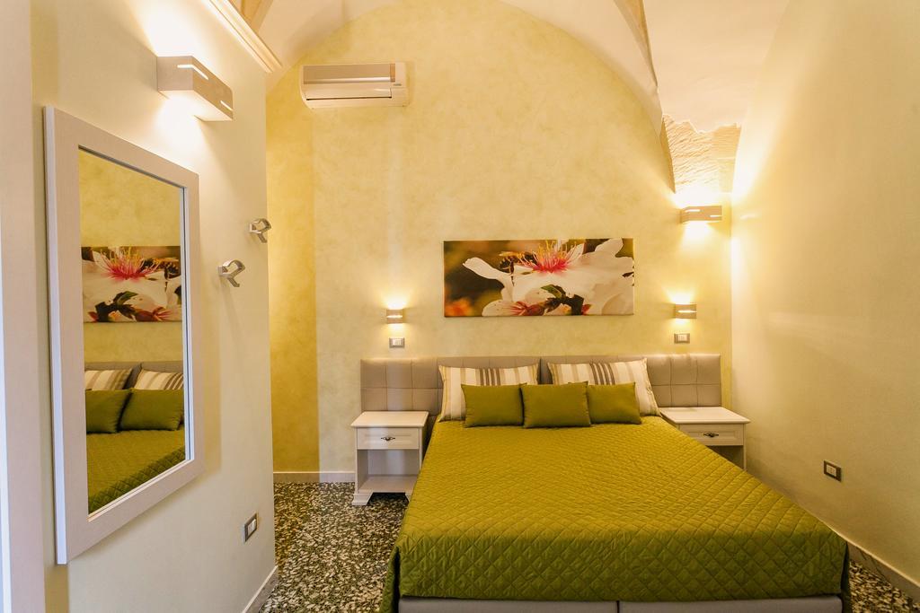 Le Radici Hotel อุจจาโน ลาเคียซา ภายนอก รูปภาพ