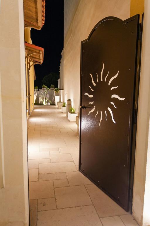 Le Radici Hotel อุจจาโน ลาเคียซา ภายนอก รูปภาพ